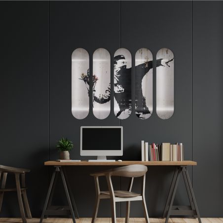 Skate Board décoration murale, Flower Thrower inspired by Banksy