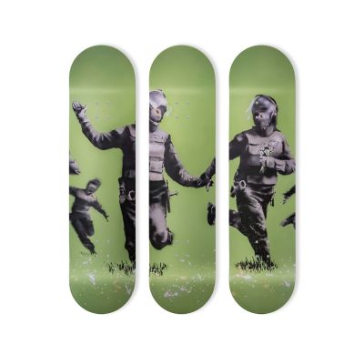 Skate Board décoration murale originale, Riot Police Flowers, Banksy street art
