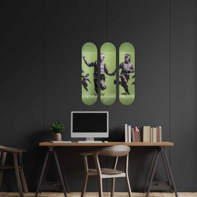 Skate Board décoration murale originale, Riot Police Flowers, Banksy street art