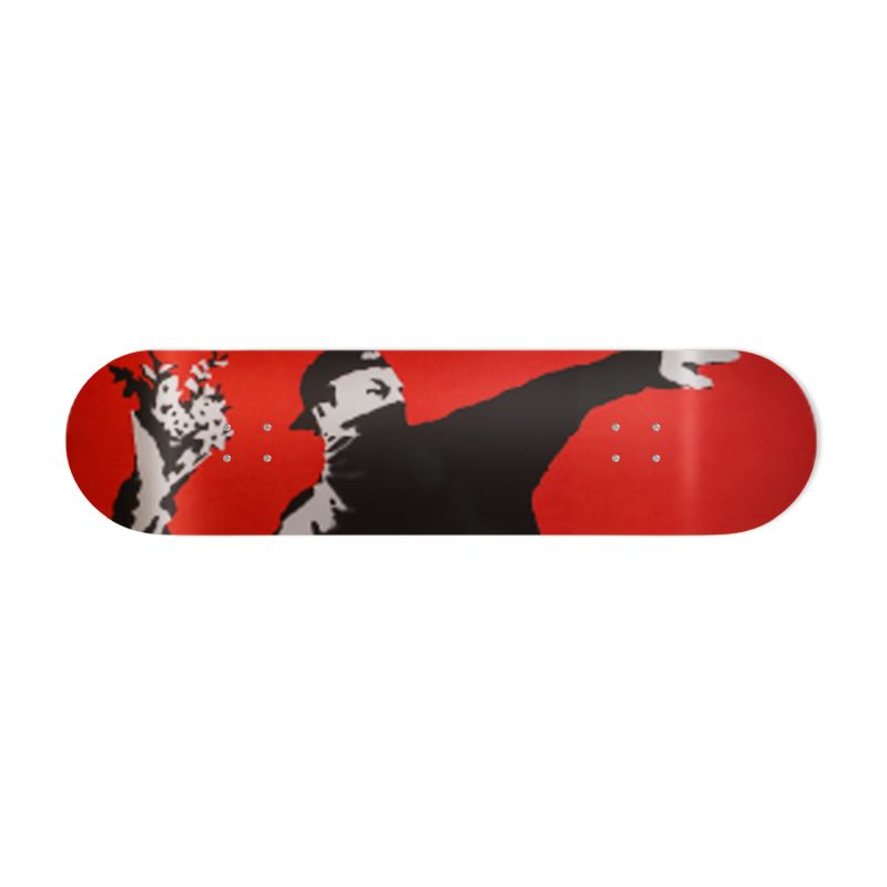 Skate Board décoration murale, Flower Thrower Rouge inspired by Banksy Skate Board décoration murale, Flower Thrower Rouge inspired by Banksy