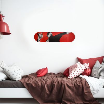 Skate Board décoration murale, Flower Thrower Rouge inspired by Banksy