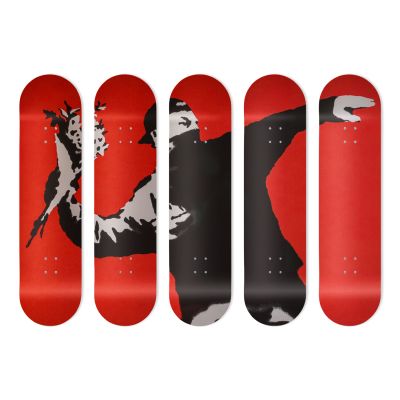 Skate Board décoration murale originale, Flower Thrower Red inspired by Banksy