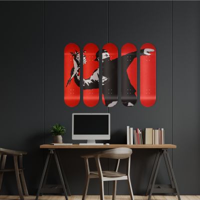 Skate Board décoration murale originale, Flower Thrower Red inspired by Banksy