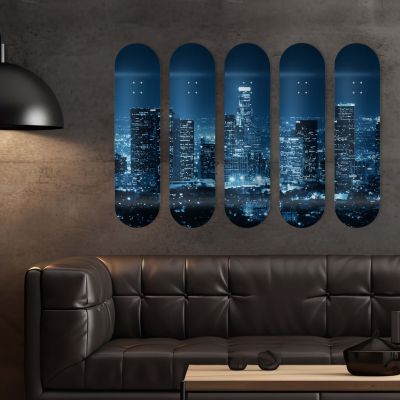 Skate Board original, décoration murale, une ville la nuit